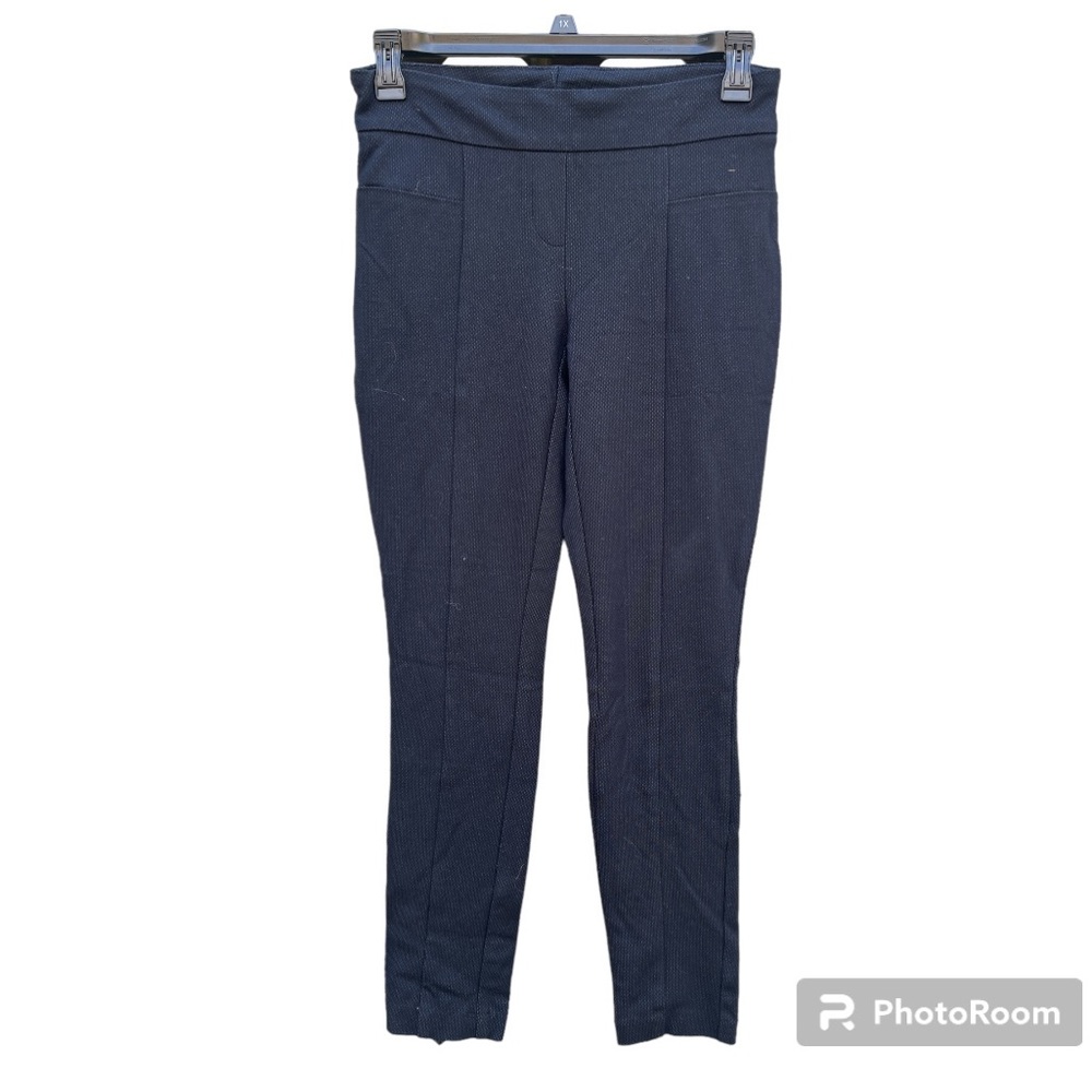 Hilary Radley pull on pants in blue pattern. Size medium